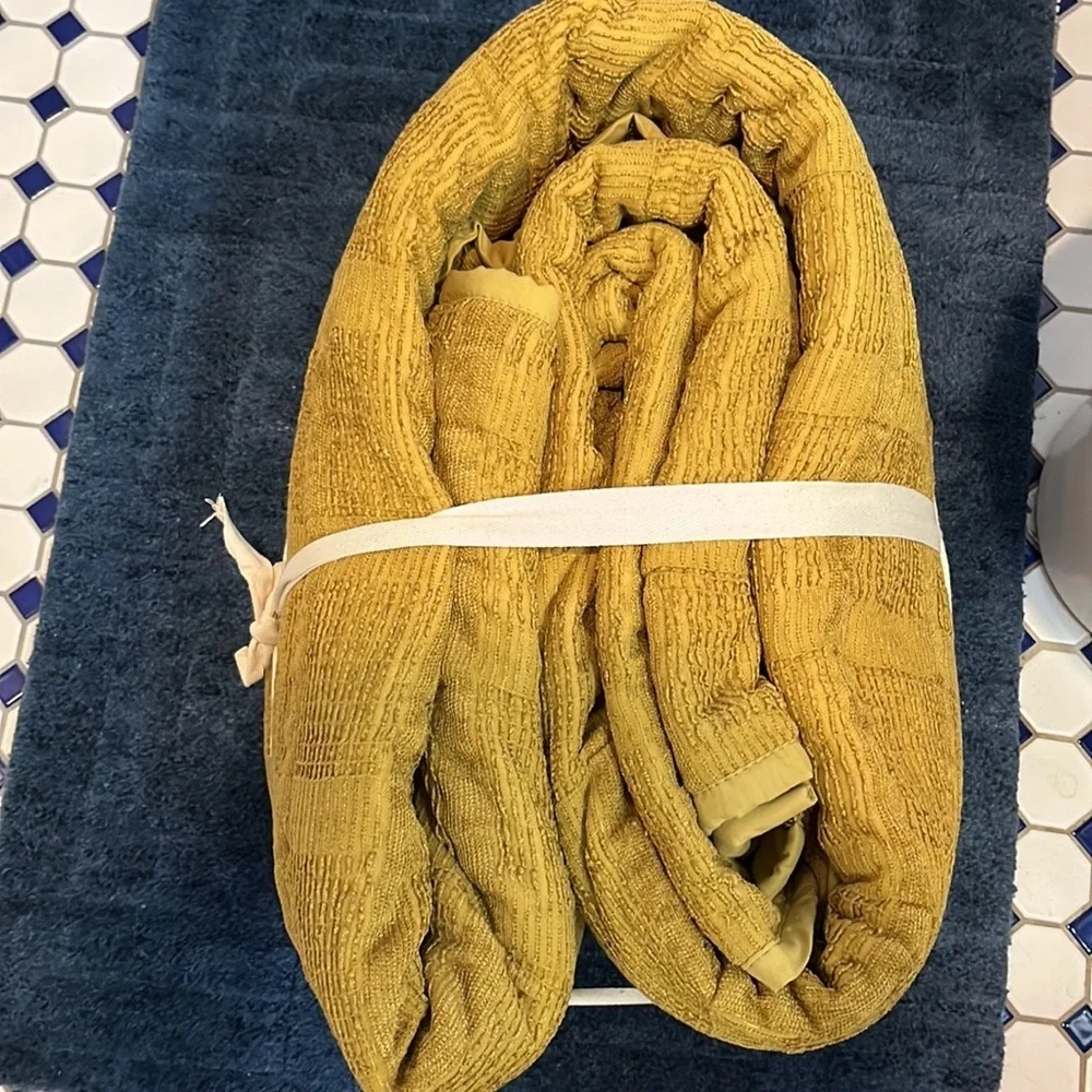 Anthropologie Paulette Chenille Quilt Queen New